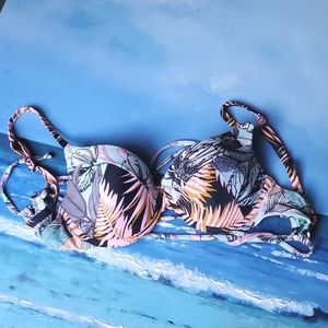 Maaji bikini top - L